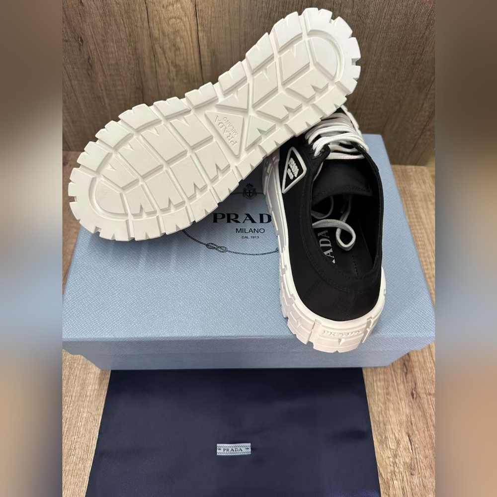 Prada Women's Black and White Sneakers - Picture 4 of 6